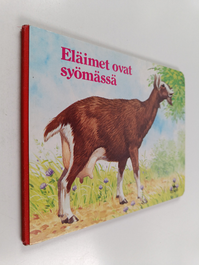 Eläimet ovat syömässä