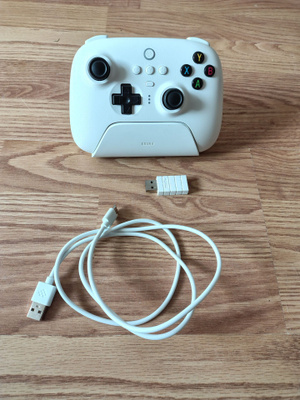 8BitDo Ultimate 2.4 G Controller