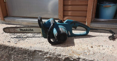 Makita sähkömoottorisaha