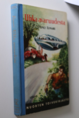 Osmo Ilmari : Uhka avaruudesta ( 1.p. 1956 NTK )