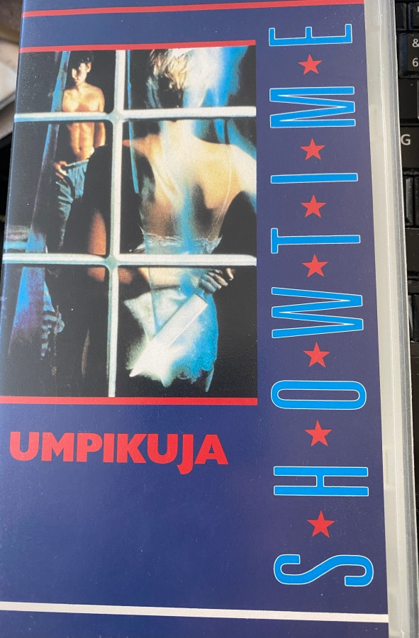 Umpikuja (Blind Alley/Perfect Stranger 1984) VHS Larry Cohen