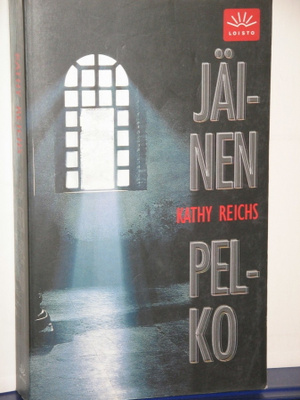 Kathy Reichs : JÄINEN PELKO