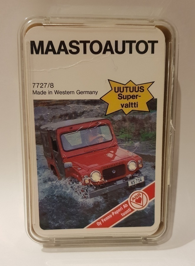 Maastoautot – korttipeli (32 pelikorttia)