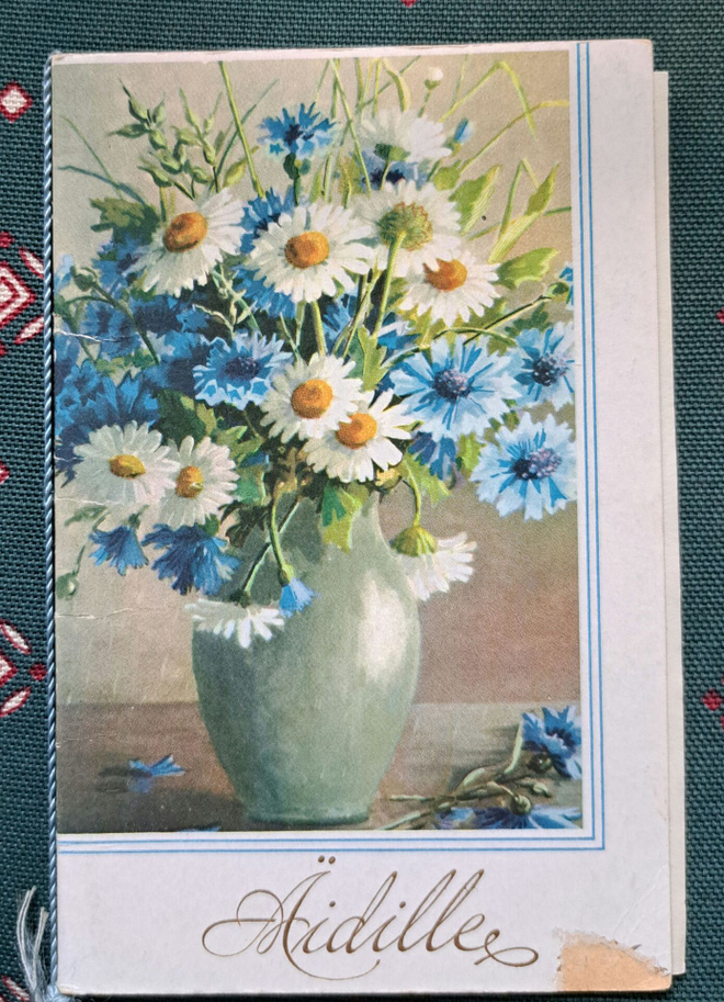 Kukkia,päivänkakkarat, taittokortti, kulkematon