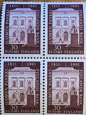 SUOMEN PANKKI 150 VUOTTA NELIÖ**