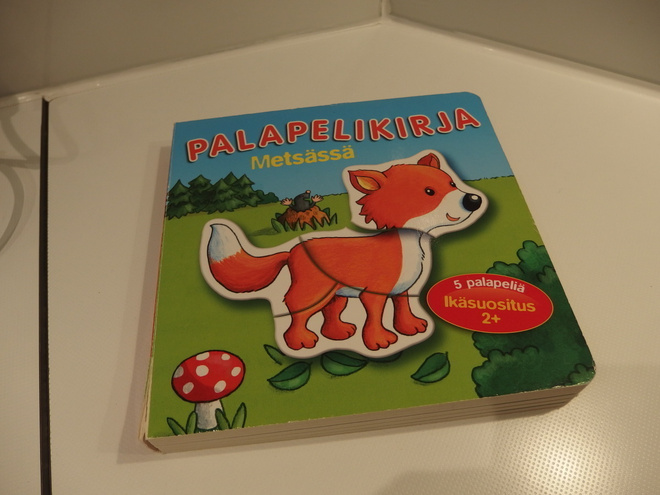 Palapelikirja Metsässä, 5 palapeliä , 2+ vuotiaille