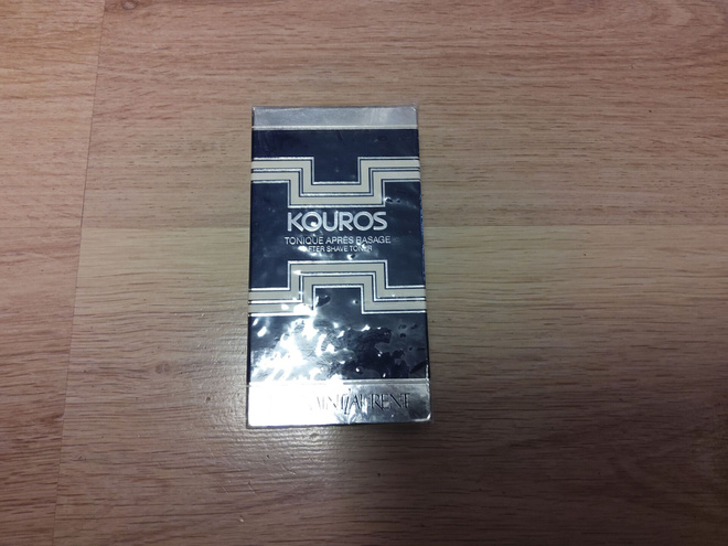 Kouros After shave toner hajuvesi,uusi muoveissa