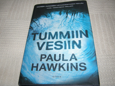 Paula Hawkins Tummiin vesiin  -sid