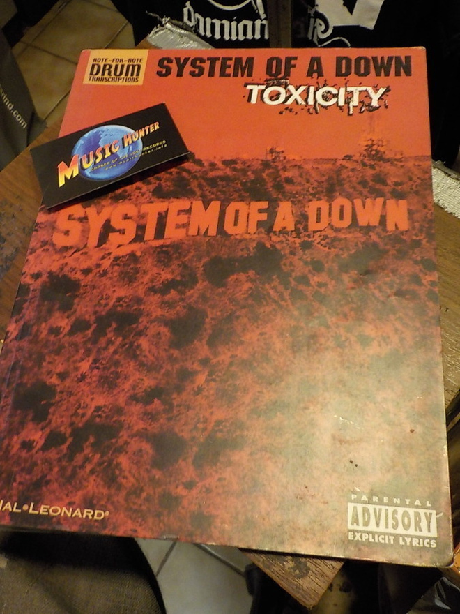 SYSTEM OF A DOWN - TOXICITY RUMPU NUOTTIKIRJA