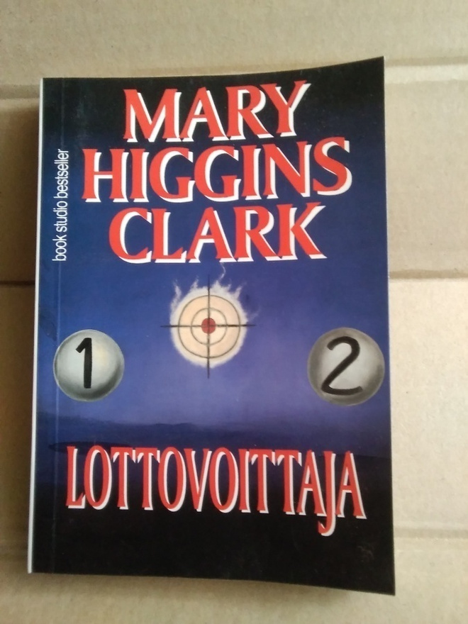 Mary Higgins Clark: Lottovoittaja -pokkari-