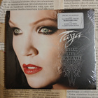 Tarja - What Lies beneath (2 CD) - pikkukuva 1