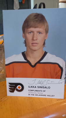 Ultra rare Flyers team issueauto Sinisalo!