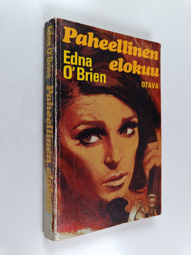 Edna O'Brien : Paheellinen elokuu