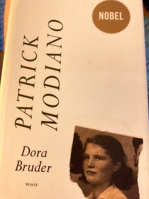 PATRICK MODIANA: DORA BRUDER