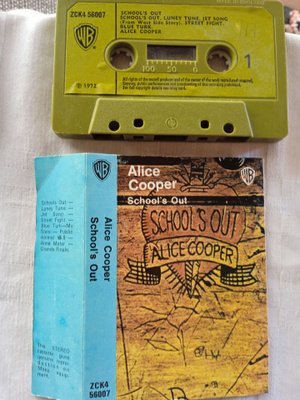 C- KASETTI: ALICE COOPER : SCHOOL;S OUT