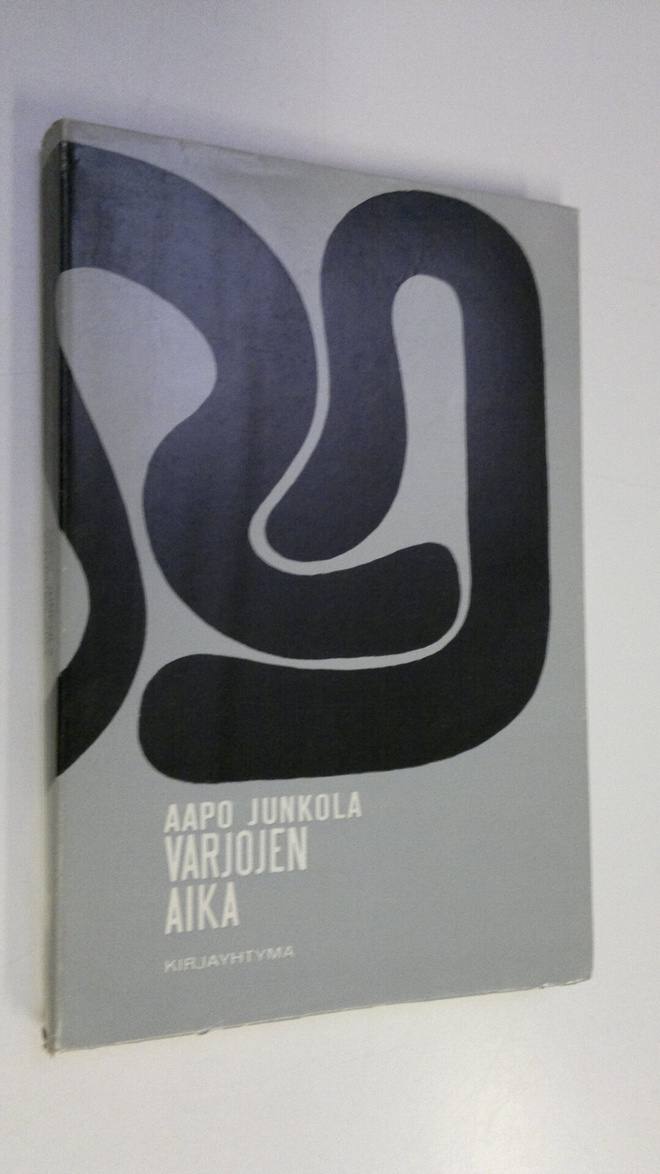 Aapo Junkola : Varjojen aika