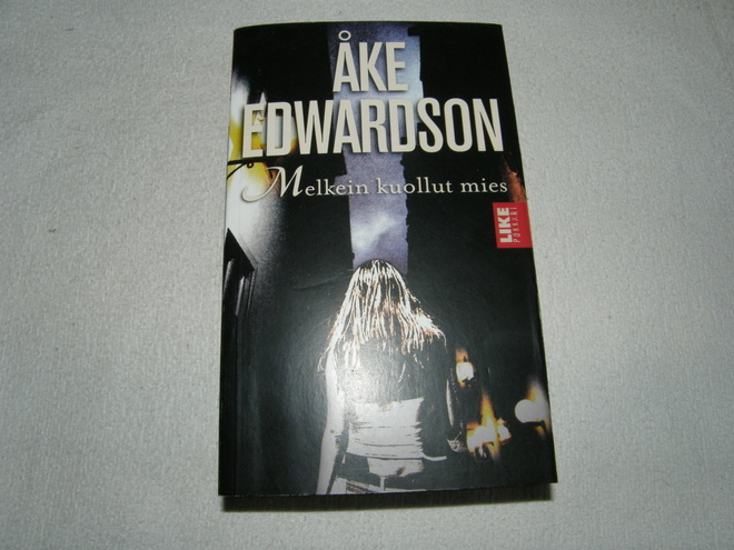 Åke Edwardson  Melkein kuollut mies   -pok