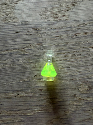 LEGO Pullo neonkeltaisella liemellä