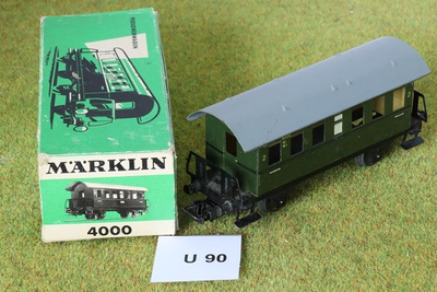 #U90 Märklin 4000 henkilövaunu + laatikko