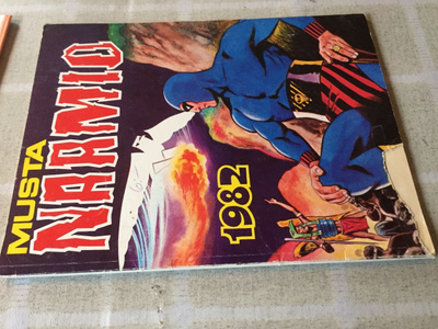 MUSTANAAMIO ALBUMI 1982