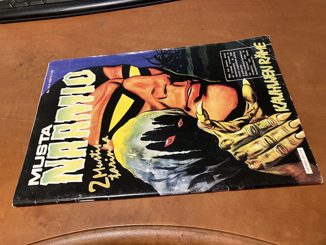 MUSTANAAMIO 10/1987 HYVÄ