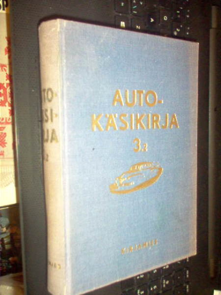 Toivo A. Nieminen : Autokäsikirja 3.2 ( 1 p. 1955 )