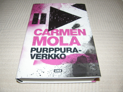 Carmen Mola Purppuraverkko  -sid