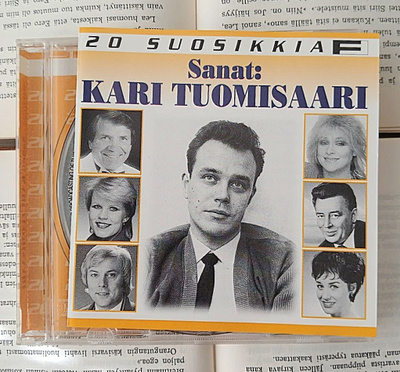20 suosikkia • Sanat: Kari Tuomisaari (CD)
