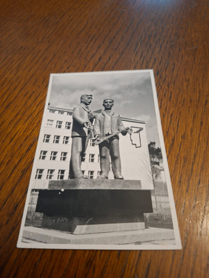 11 Jyväskylä Kauppias Patsas