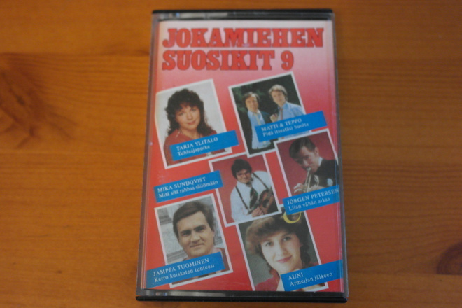 Jokamiehen suosikit 9 C-kasetti.