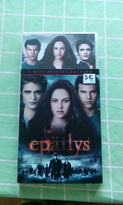 DVD Twilight Epäilys (pahvikuorissa)