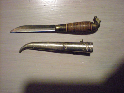 Pieni hevosenpää puukko