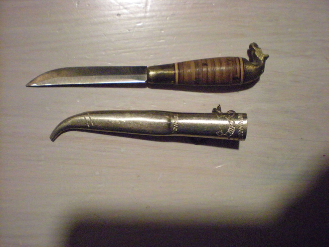 Pieni hevosenpää puukko