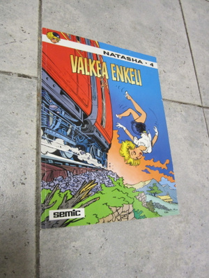 NATASHA - VALKEA ENKELI : hyväkuntoinen