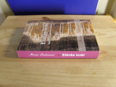 Marjo Ojalammi Elävän leski (nidottu)