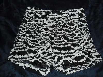 Shortsit koko 36