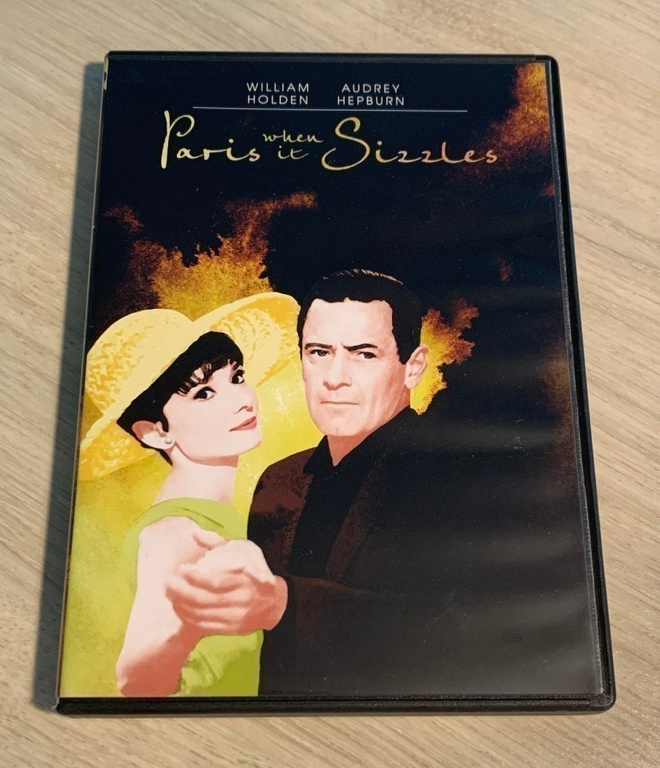 Poreilua Pariisissa (1964) Audrey Hepburn (UUSI)