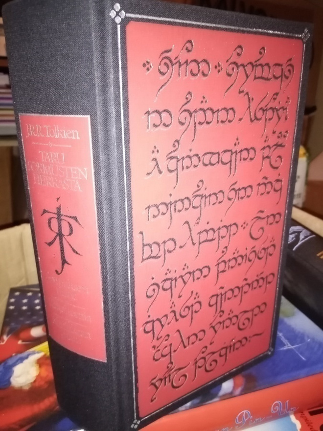TOLKIEN :  Taru sormusten herrasta ( SIS POSTIKULU)