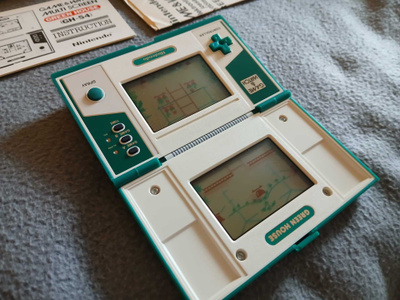 game and watch - greenhouse Mint condition CIB