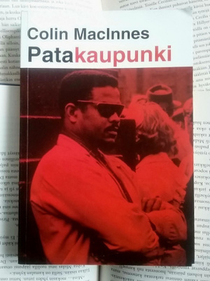 Colin MacInnes - Patakaupunki (nid.)