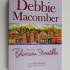 Debbie Macomber : Pieni puoti Blossom Streetillä - pikkukuva 1