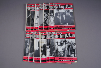 1072. 14kpl Jerry Cotton 1968-vuosikerran lehtiä.