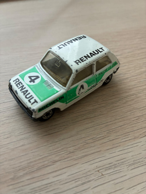 Renault 5 Matchbox n. 1/64 kokoa.