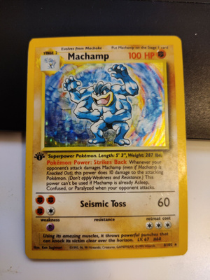Machamp 8/102 1st edition Pokemon Base Set