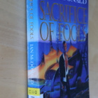 Ian McDonald : Sacrifice of Fools ( 1997 k.po ) - pikkukuva 1