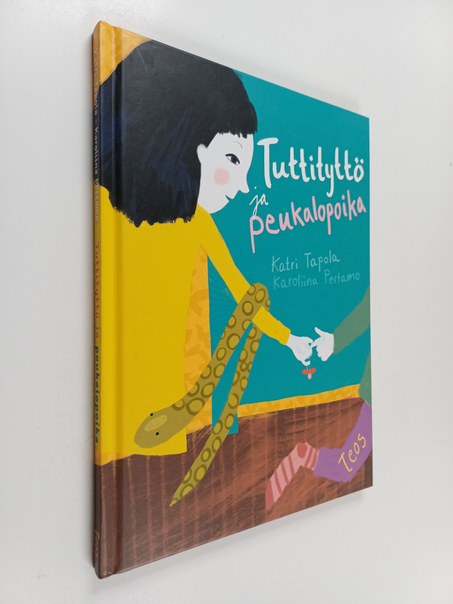 Katri Tapola : Tuttityttö ja peukalopoika