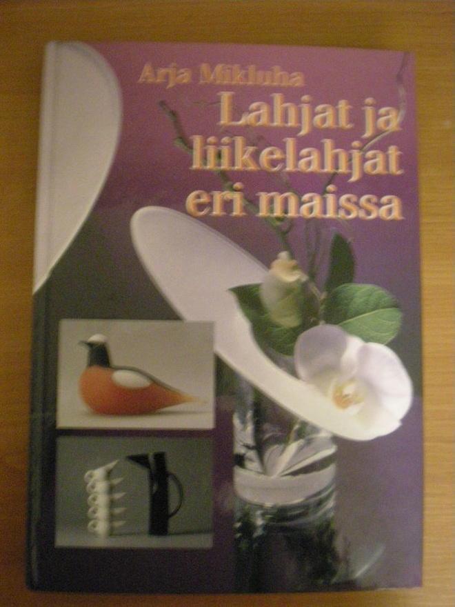 Arja Mikluha: Lahjat ja liikelahjat eri maissa