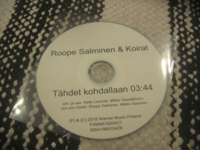 Roope Salminen & Koirat - Tähdet kohdallaan (cds)