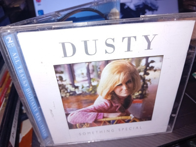 2cd Dusty Springfield : SOMETHING SPECIAL ( SIS POSTIKULU