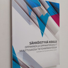 Sähköistyvä koulu : oppiminen ja oppimateriaalit muuttuva... - pikkukuva 1